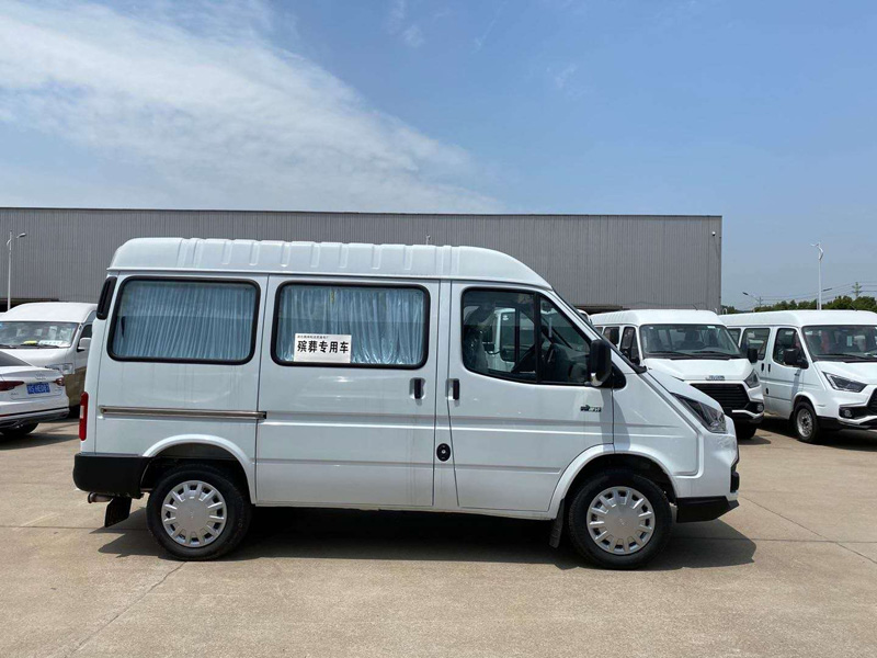 金杯海狮王殡仪车图片4