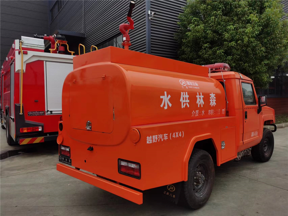 消防供水车图片3